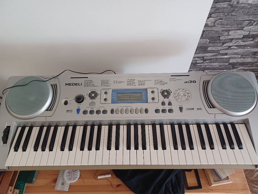Medeli M20 keyboard aangeboden, Ophalen, Midi-aansluiting, Medeli, 61 toetsen