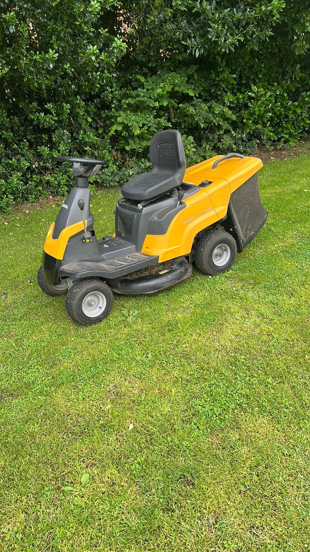 Zitmaaier Stiga, Tuin en Terras, Grasmaaiers, Cirkelmaaier, Ophalen of Verzenden, Zo goed als nieuw, 50 cm of meer