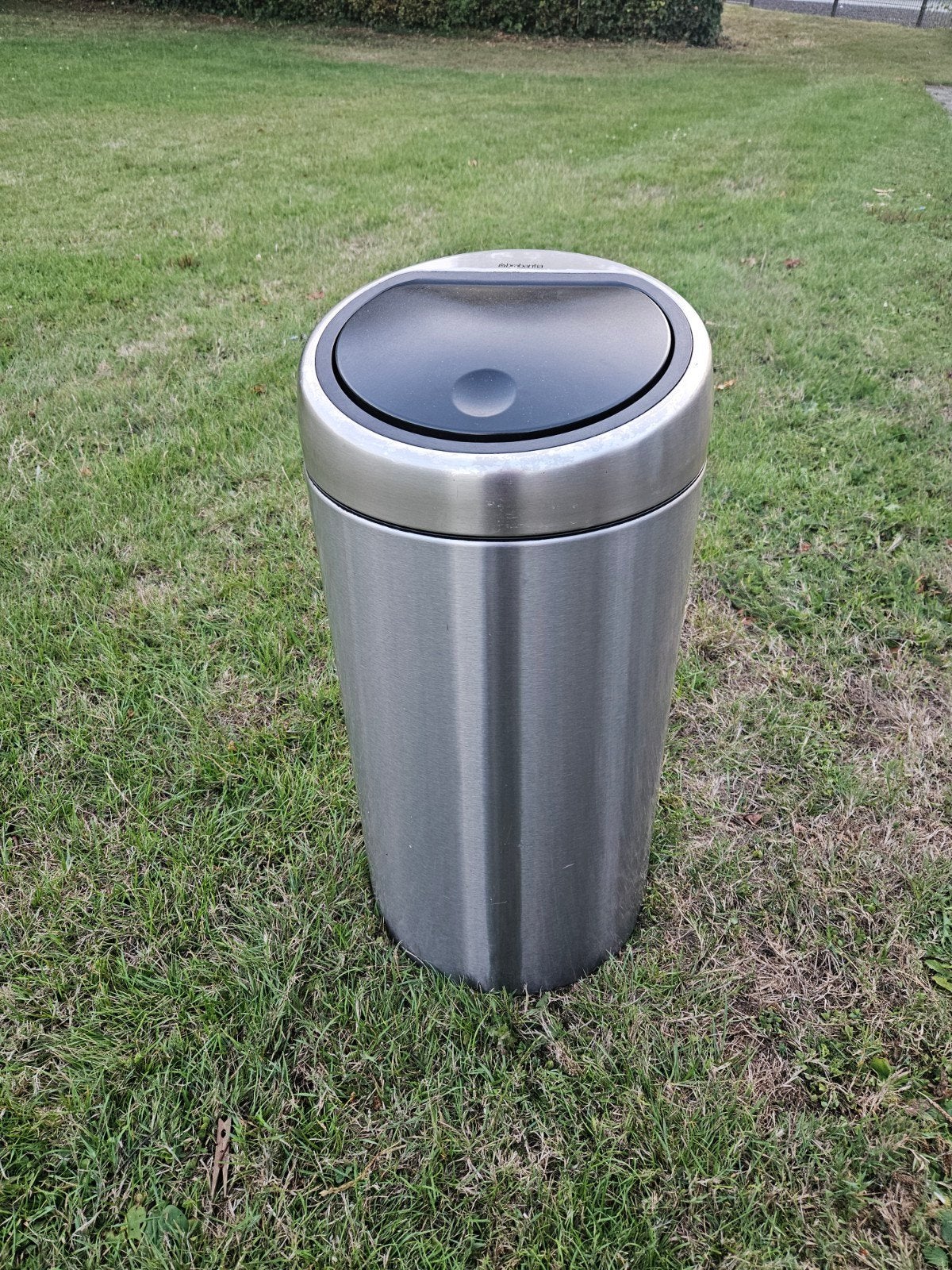 Brabantia Touch Bin 45 Liter – RVS (Maat L), Huis en Inrichting, 40 liter of meer, Ophalen of Verzenden, Zo goed als nieuw, Rvs