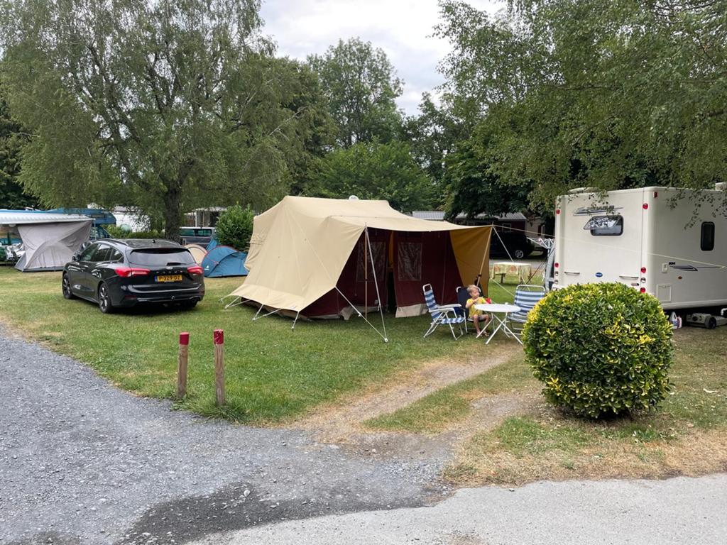 Kariba tenttrailer (De Waard uitstraling) uit 2017, Caravans en Kamperen, Ophalen, Aart Kok, Beige, Aanwezig