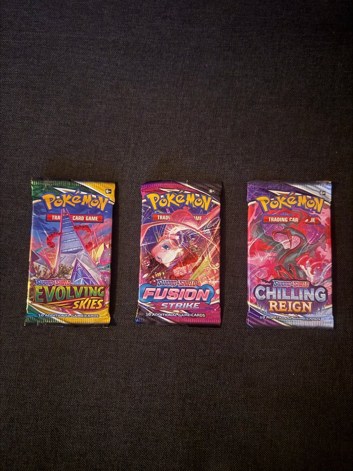 Pokémon TCG:Booster Packs: Evolving Skies,Fusion Strike, etc, Ophalen of Verzenden, Nieuw, Booster