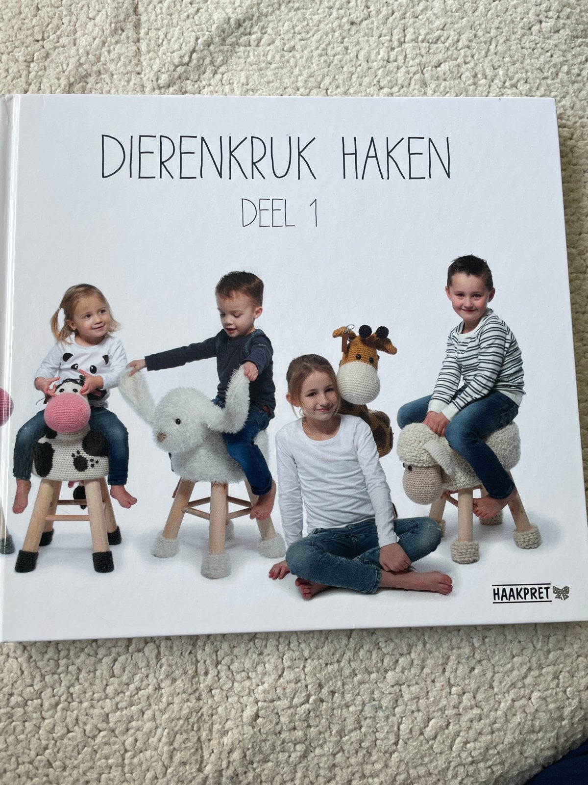 Dierenkruk Haken Deel 1 - Haakpatronen voor Kinderkrukjes, Ophalen of Verzenden, Zo goed als nieuw, Breien en Haken, Geschikt voor kinderen