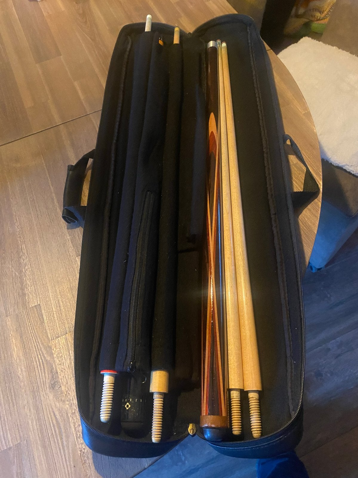 Biljart keu set met tas, Ophalen of Verzenden, Gebruikt, Keu of Ballen
