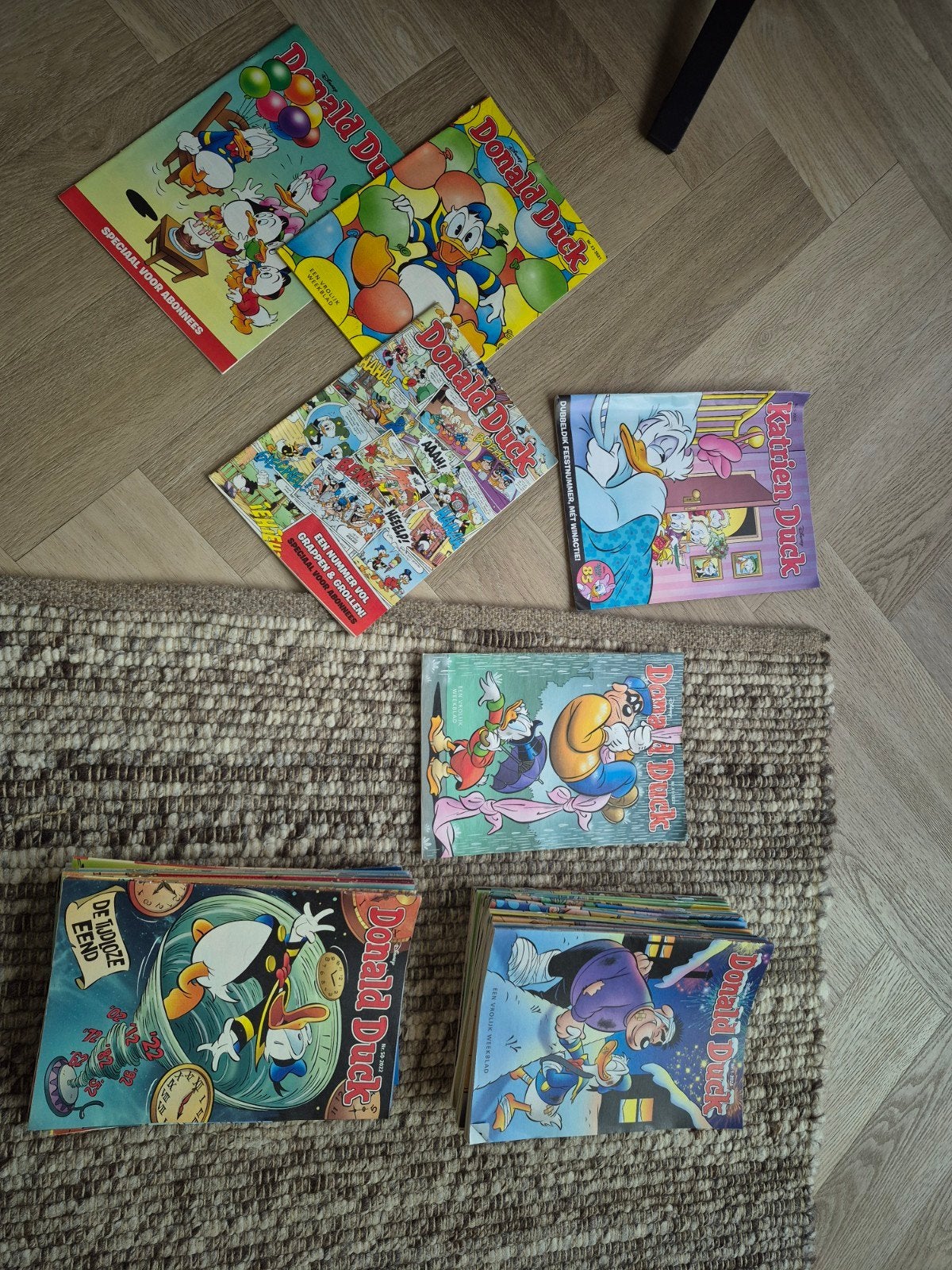 ca. 70 nette Donald Duck, vnl uit jaargang 2022 en 2024, Boeken, Europa, Meerdere comics, Walt Disney  Donald duck, Ophalen