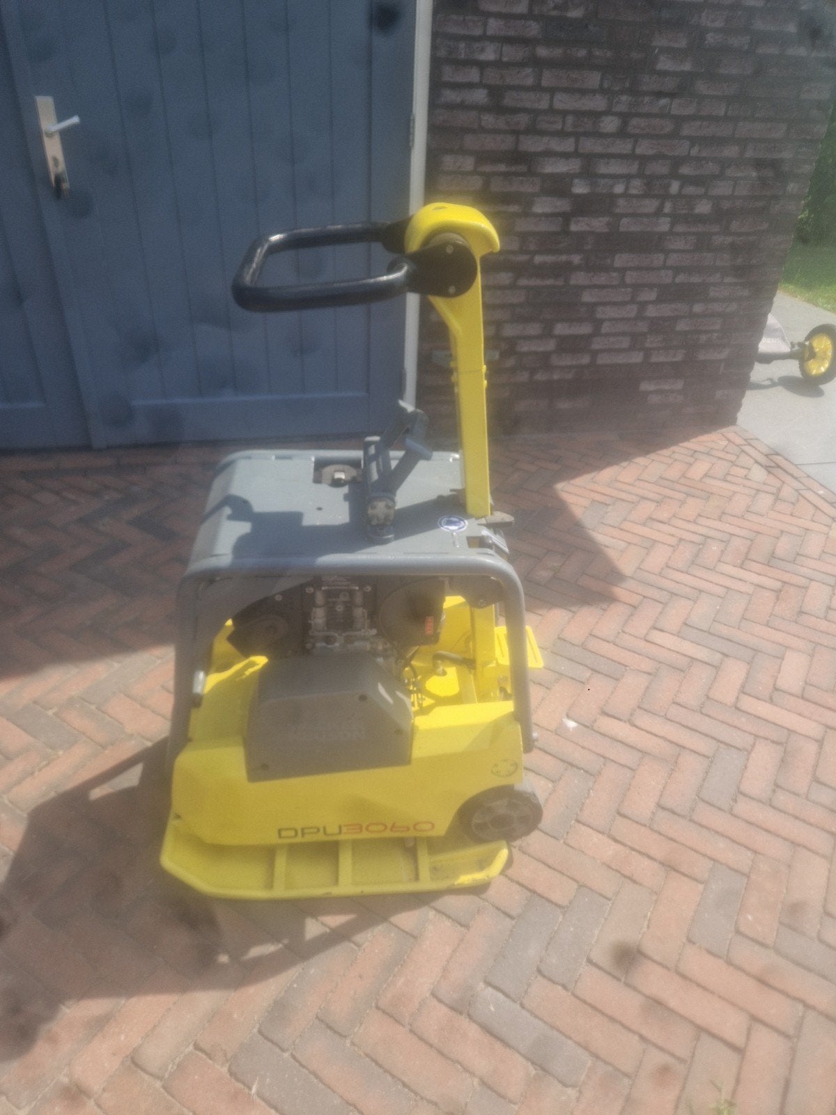 Wacker dpu 3060 hts trilplaat bj 2019, Doe-het-zelf en Verbouw, Ophalen, Zo goed als nieuw