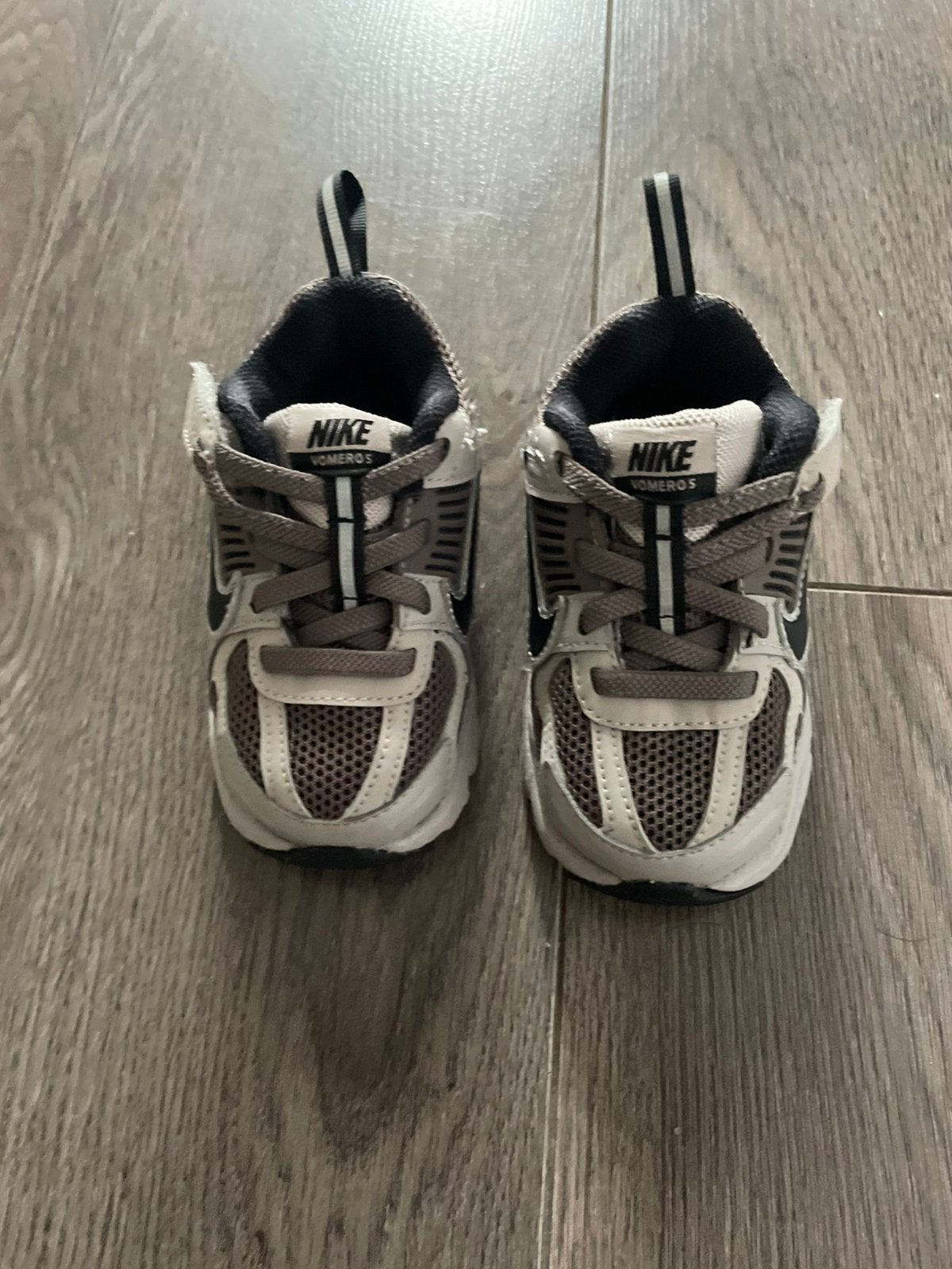 Nike v5 schoen maat 22, Jongen of Meisje, Schoenen, Ophalen of Verzenden, Zo goed als nieuw