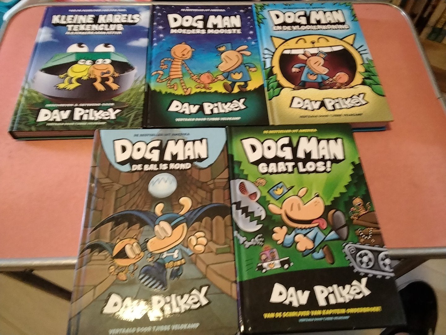 dav pilkey dog man boeken € 10 per stuk zie omschrijving, Ophalen of Verzenden, Zo goed als nieuw
