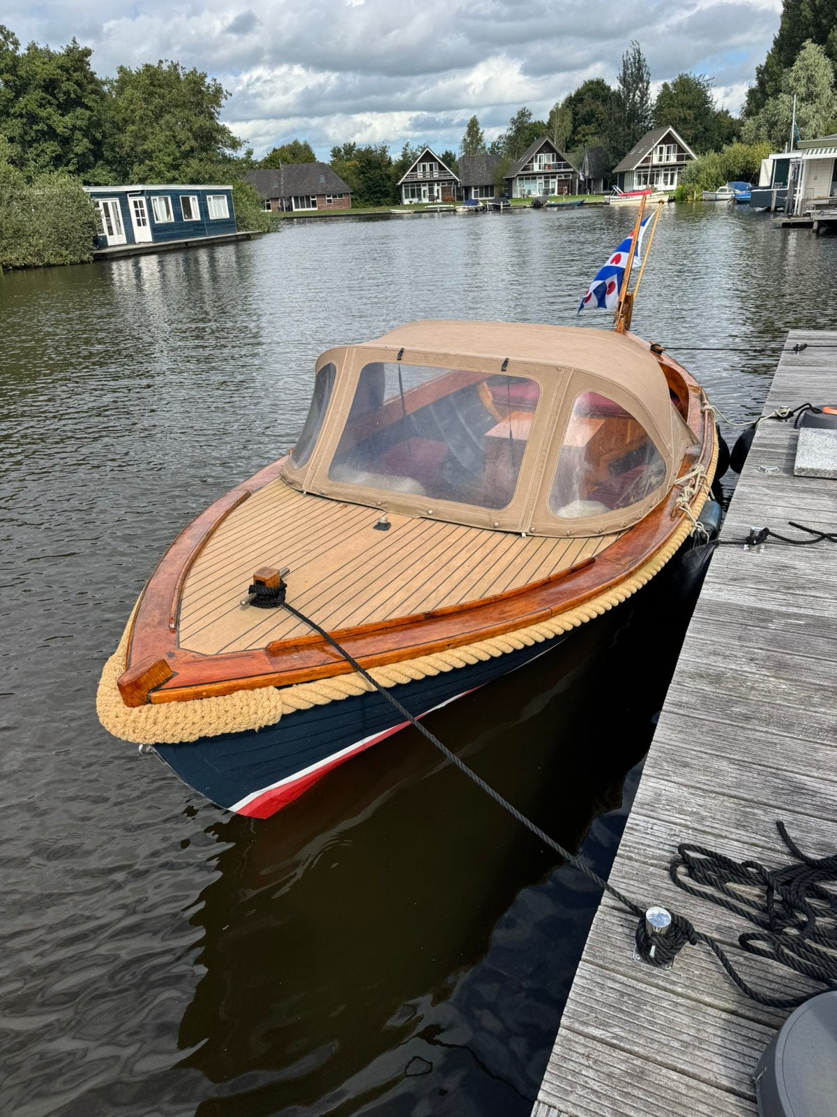 Leuke sloep, Watersport en Boten, Sloepen, Ophalen of Verzenden, Gebruikt, Diesel, Grachtenboot