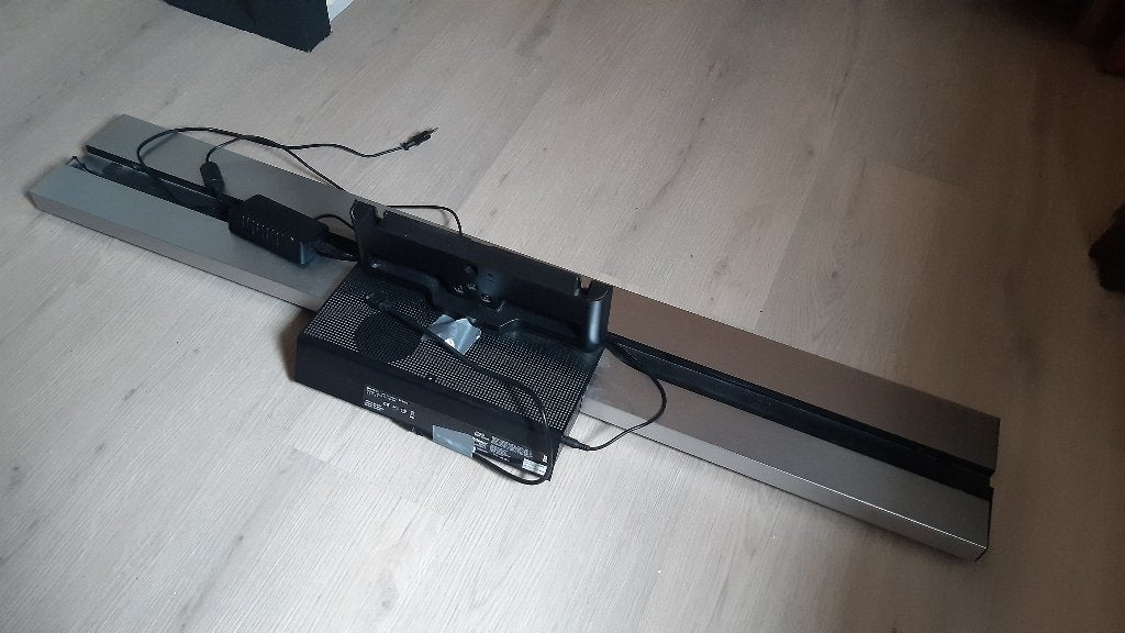 2xStandaard voor SonyBravia TV 59 inch, waarvan 1 met boxen., Ophalen, Zo goed als nieuw