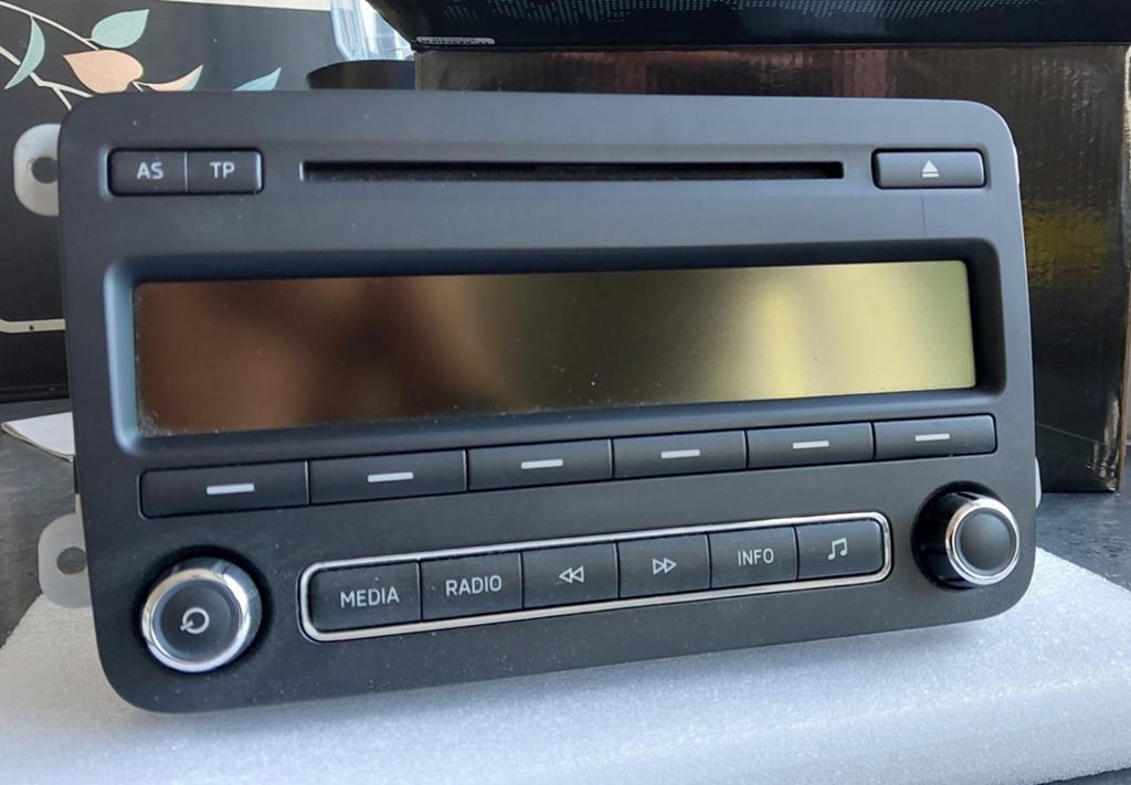 Skoda Autoradio - Radio-SWING (Delphi 5J0 035 161 G), Ophalen of Verzenden, Zo goed als nieuw