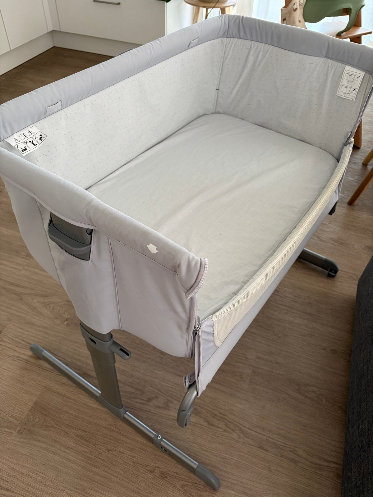 Co-Sleeper Chicco Next2Me, Kinderen en Baby's, Babywiegjes en Ledikanten, Ophalen, Zo goed als nieuw, Wieg