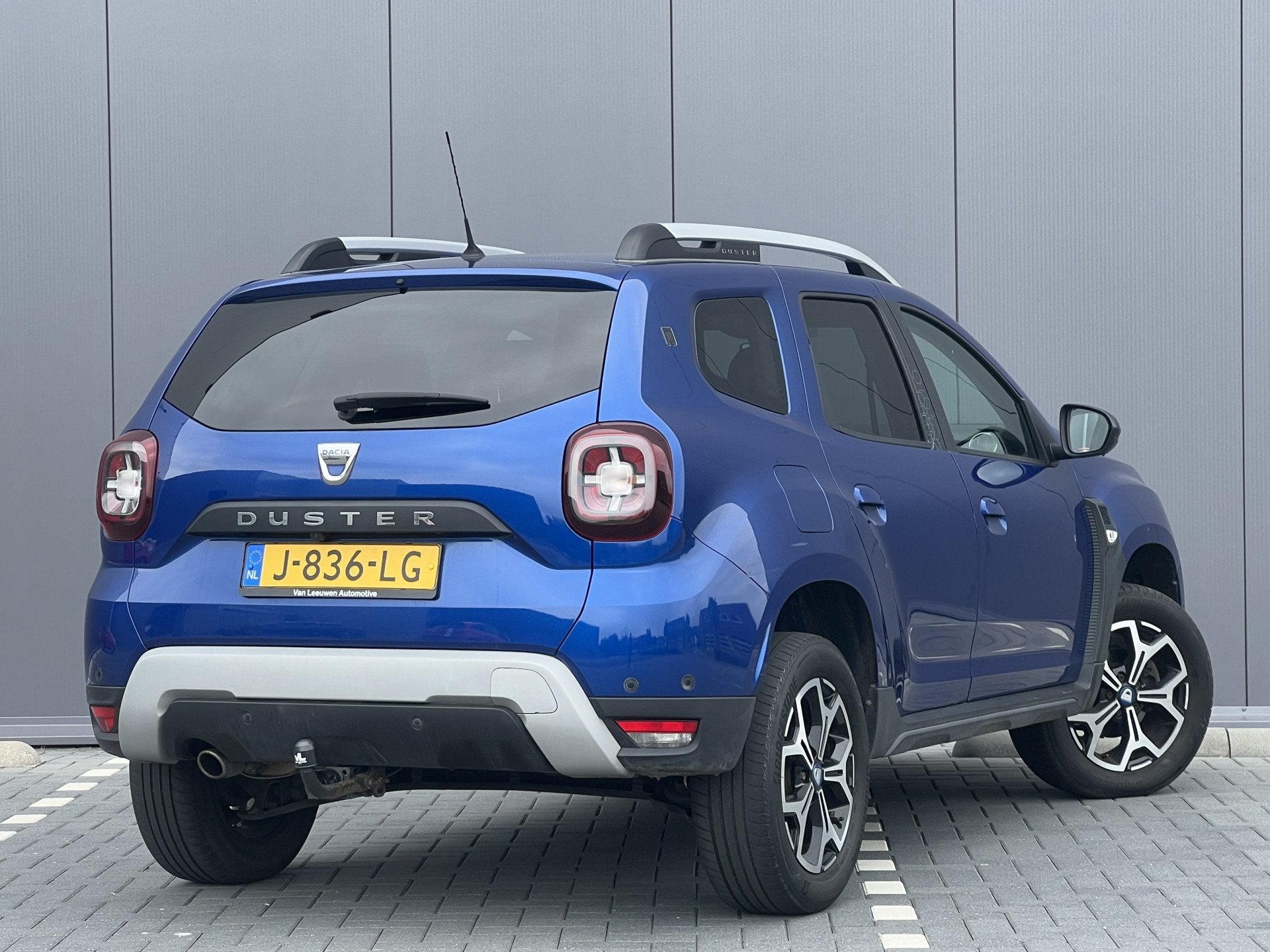 Dacia Duster 1.0 TCe Bi-Fuel Serie Limitee 15th Anniversary, Auto's, Voorwielaandrijving, 1227 kg, Gebruikt, 4 cilinders