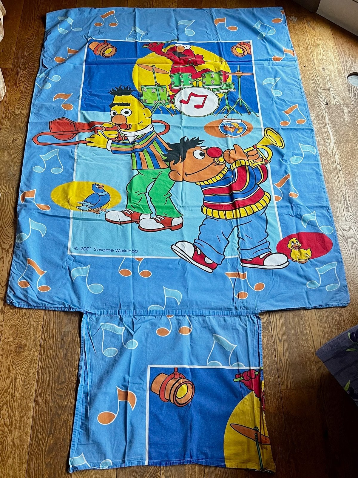 Vintage dekbedovertrek Sesamstraat Workshop 2001, Verzenden, Zo goed als nieuw, Tv, Gebruiksvoorwerp