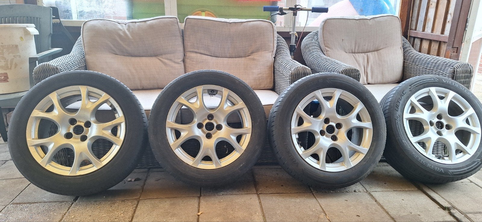 Banden en velgen 205/55R16 91H, Ophalen