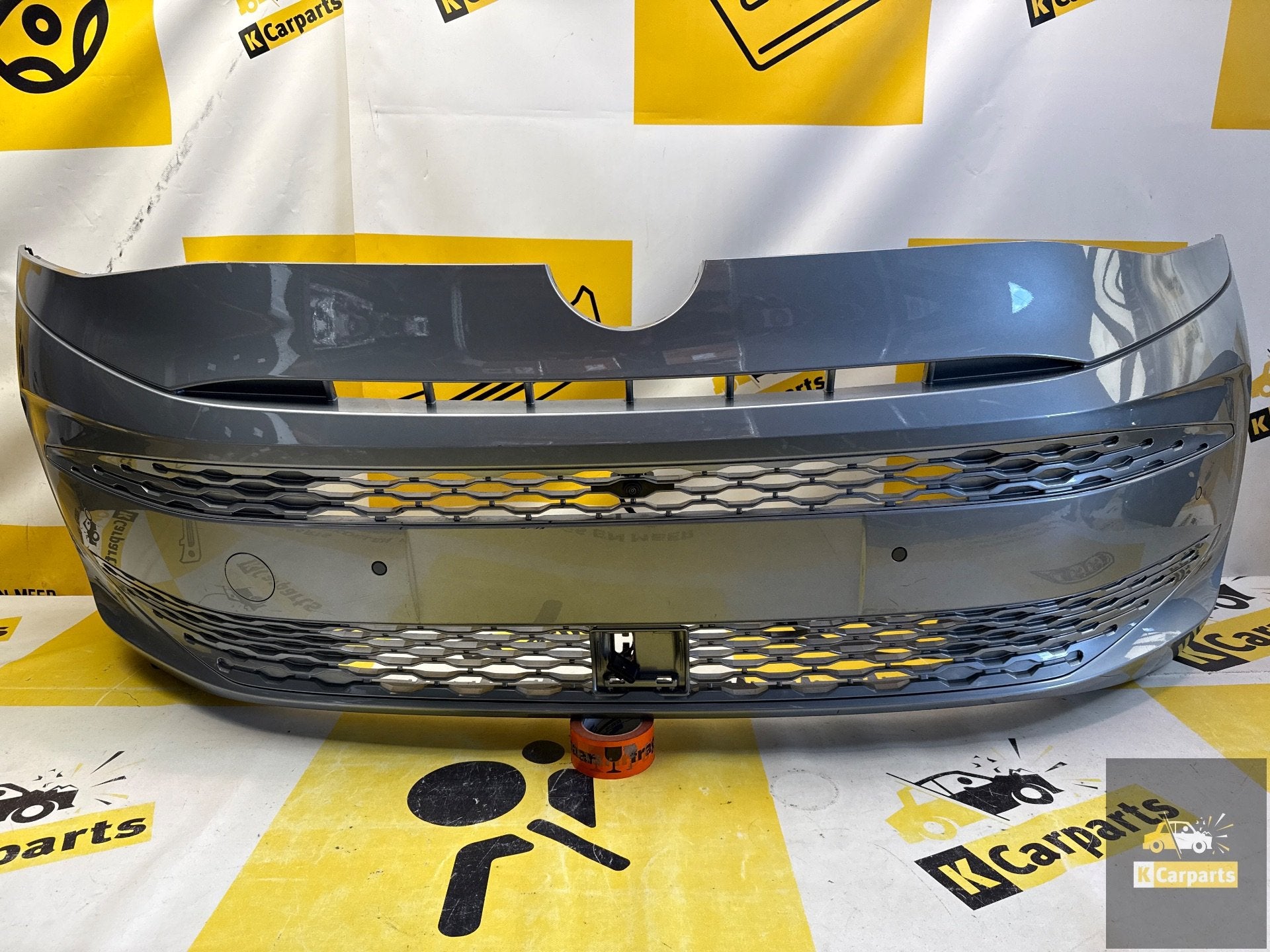 VW Volkswagen Transporter T7 Multivan Voorbumper 7T0807221F, Gebruikt, Volkswagen AG, Bumper, Berliner Ring 2
38440  Wolfsburg, DE