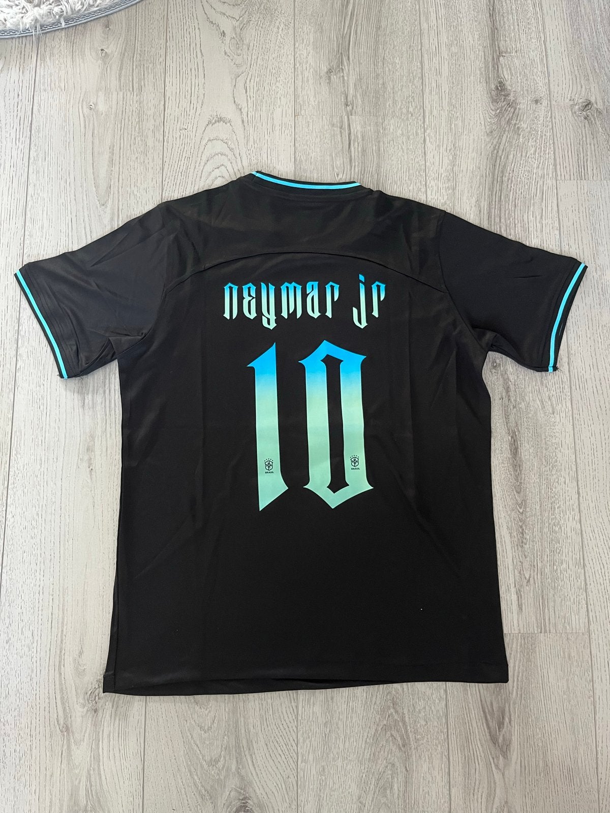 Neymar JR Brazilië voetbalshirt - Nieuw met kaartjes, Maat 48/50 (M), Zwart, Nieuw, Ophalen of Verzenden