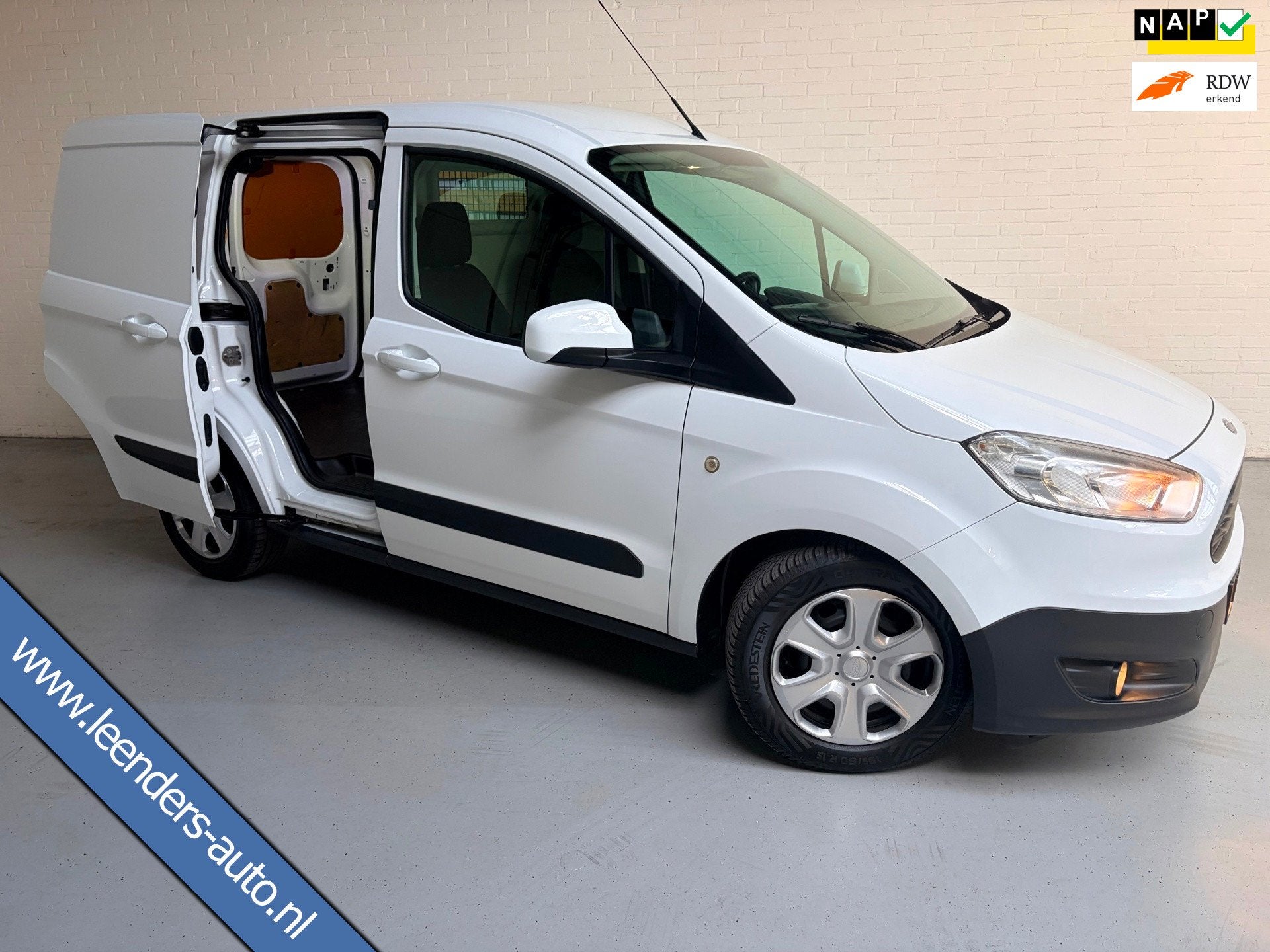 Ford Transit Courier 1.5 TDCI Trend, Airco, CruiseControl, S, Auto's, Voorwielaandrijving, Dealer onderhouden, Stof, Gebruikt
