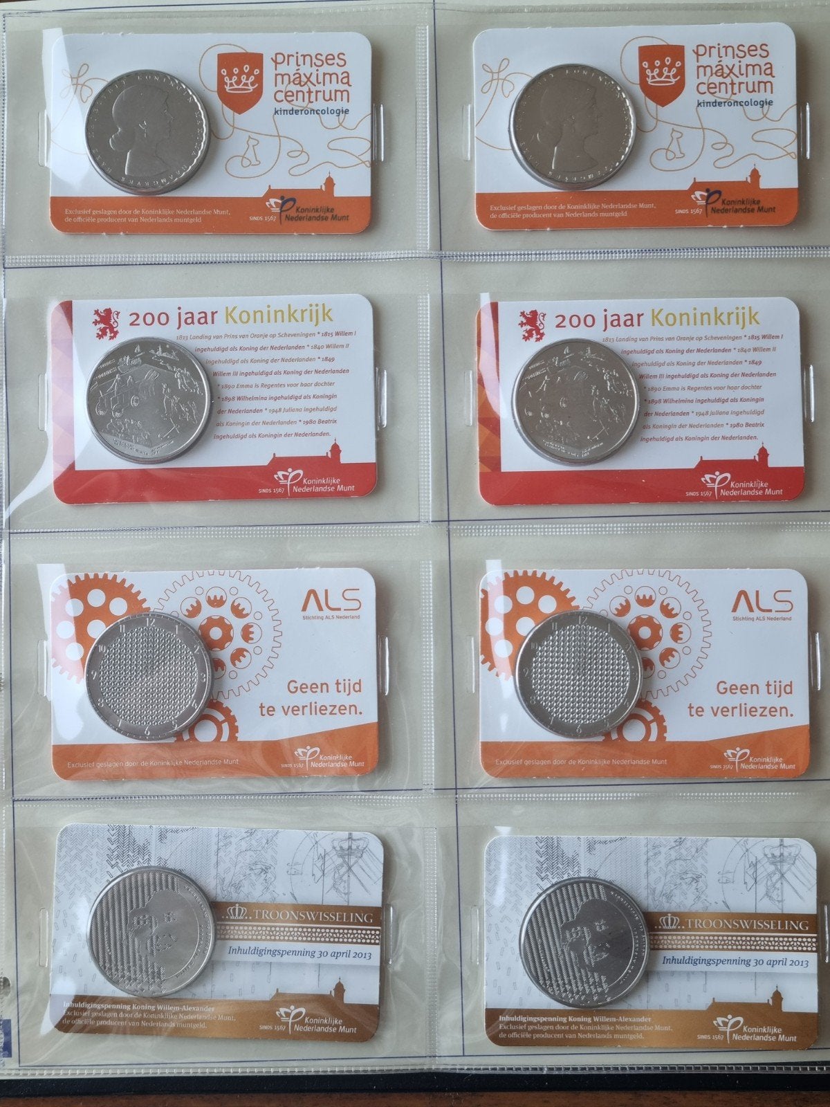Album met 67 coincards., Ophalen of Verzenden, Nederland en Buitenland, Munten