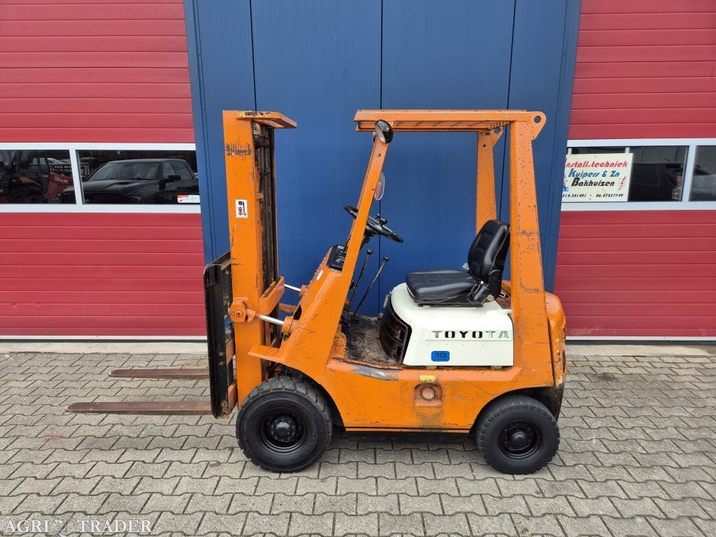 TOYOTA FG10 COMPACTE BENZINE HEFTRUCK 1000KG, Zakelijke goederen, Machines en Bouw | Heftrucks en Intern transport, Heftruck, Benzine