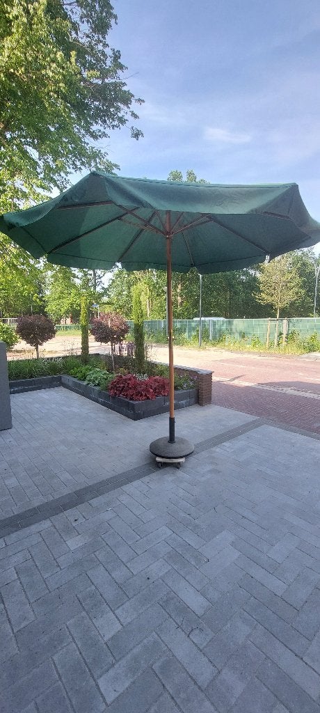 Parasol incl. voet, Ophalen, Gebruikt, 2 tot 3 meter, Parasolvoet
