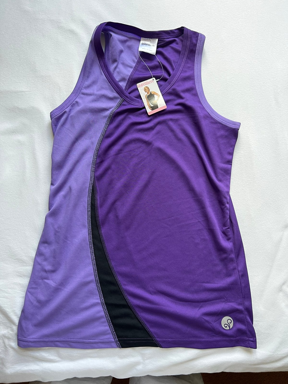 Leontien sporttop paars maat M nieuw met kaartje, Maat 38/40 (M), Verzenden, Paars, Nieuw