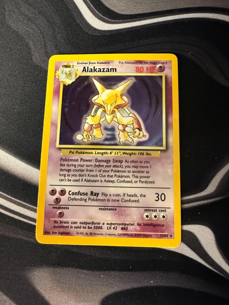 Pokemon Alakazam 1 base set holo, Ophalen, Zo goed als nieuw