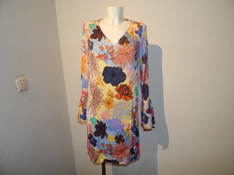 Stine Goya beeldige jurk kleurrijk design uitlopend mouw3638, Zo goed als nieuw, Stine Goya, Maat 36 (S), Onder de knie