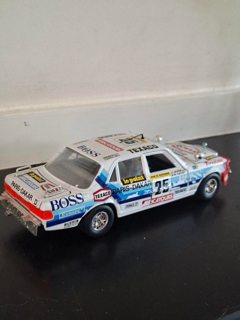 vintage Bburago Burago Mercedes 450 SEL Parijs Dakar rally, Ophalen of Verzenden, Gebruikt, Auto, Bburago