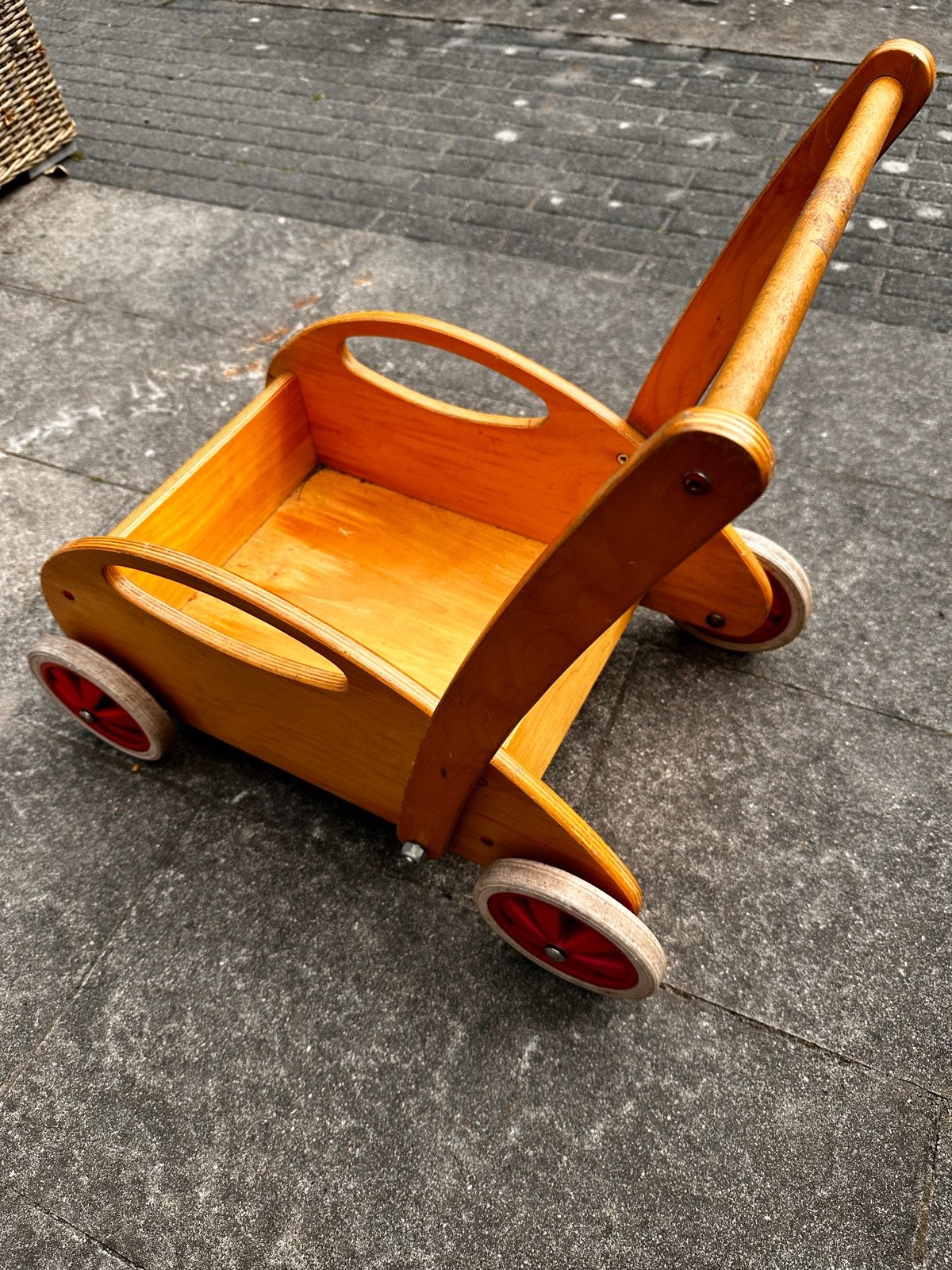 Houten loopwagen / bolderkar voor baby's, Ophalen of Verzenden, Gebruikt, Overige typen, Met wieltjes