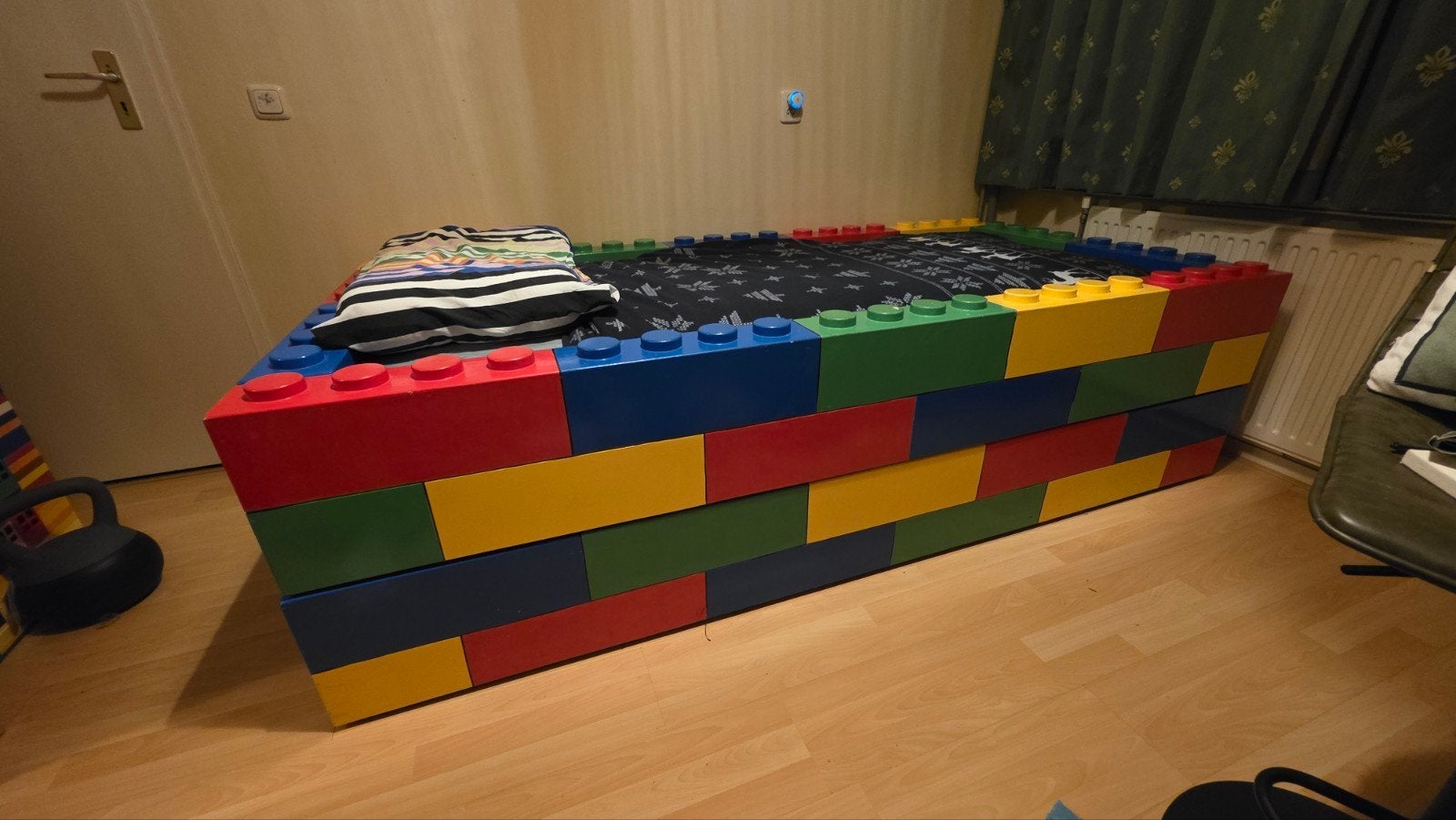 Uniek LEGO Uitschuifbed / Kajuitbed (90x200 cm), Ophalen