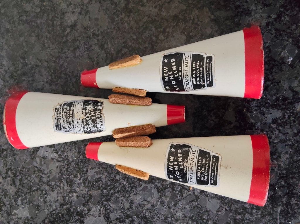 Vintage New Stone Lined Straight-Mute Dempers voor Trompet, Muziek en Instrumenten, Ophalen of Verzenden, Gebruikt, Overige typen
