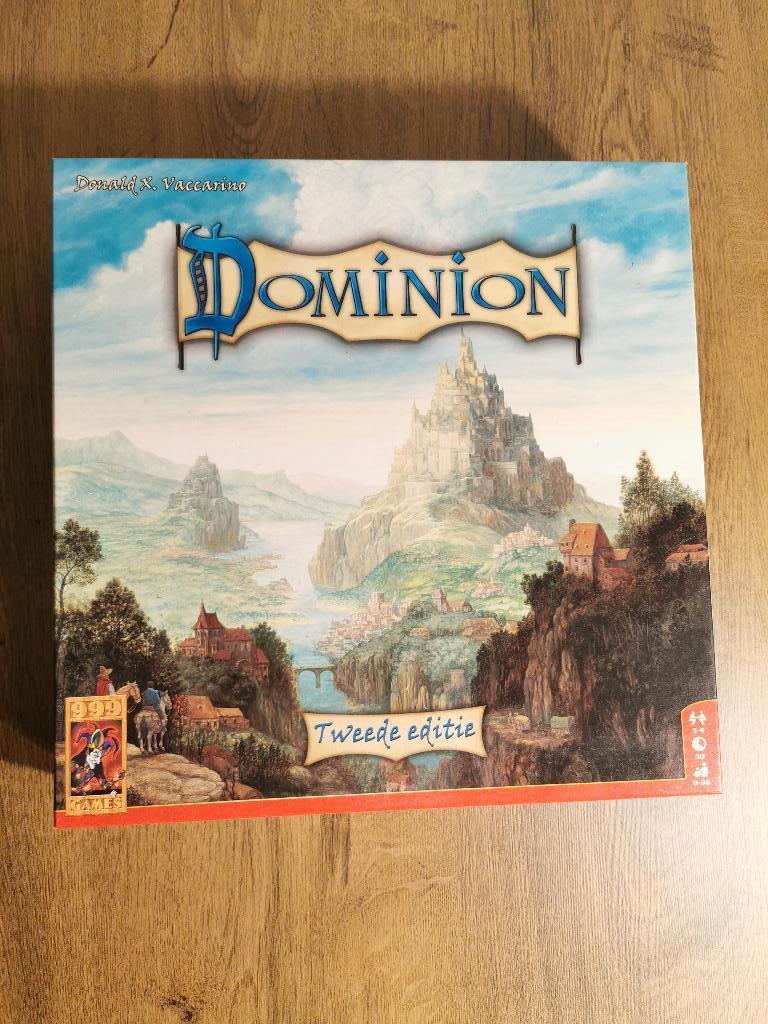 Dominion (Tweede Editie), Een of twee spelers, Ophalen of Verzenden, Zo goed als nieuw