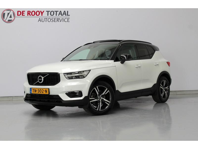 Volvo XC40 2.0 T4 R-Design 191PK, RIJKLAAR! AUTOMAAT | PANOR, Auto's, Volvo, 15 km/l, Euro 6, 1969 cc, Wit