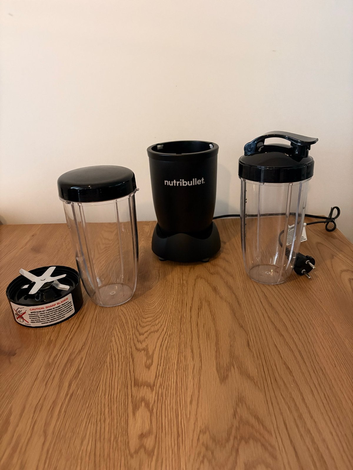 Nutribullet Blender met 2 bekers., Ophalen, Zo goed als nieuw, Blender