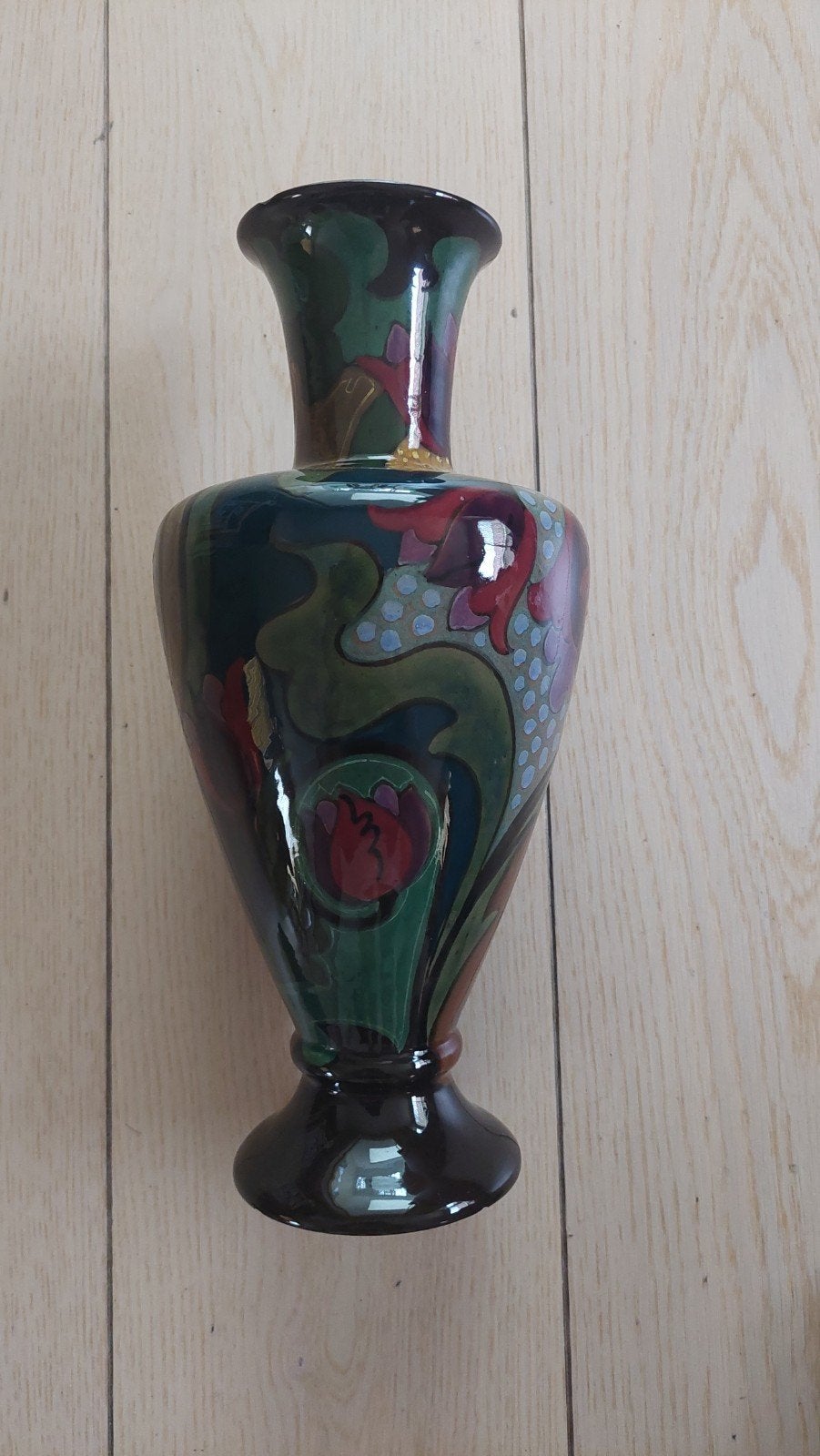 Prachtige Art Nouveau vaas, gesigneerd, Ophalen