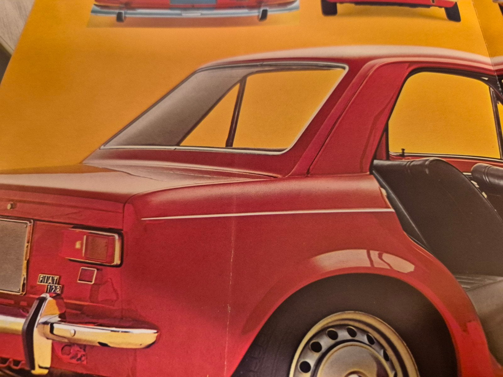 1970 Fiat 128 Nederlandse folder mooie uitgave izgst, Ophalen of Verzenden, Zo goed als nieuw, Overige merken