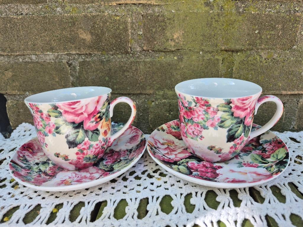 kop en schotels, Ophalen of Verzenden, Zo goed als nieuw, Overige stijlen, Kop(pen) en/of Schotel(s)