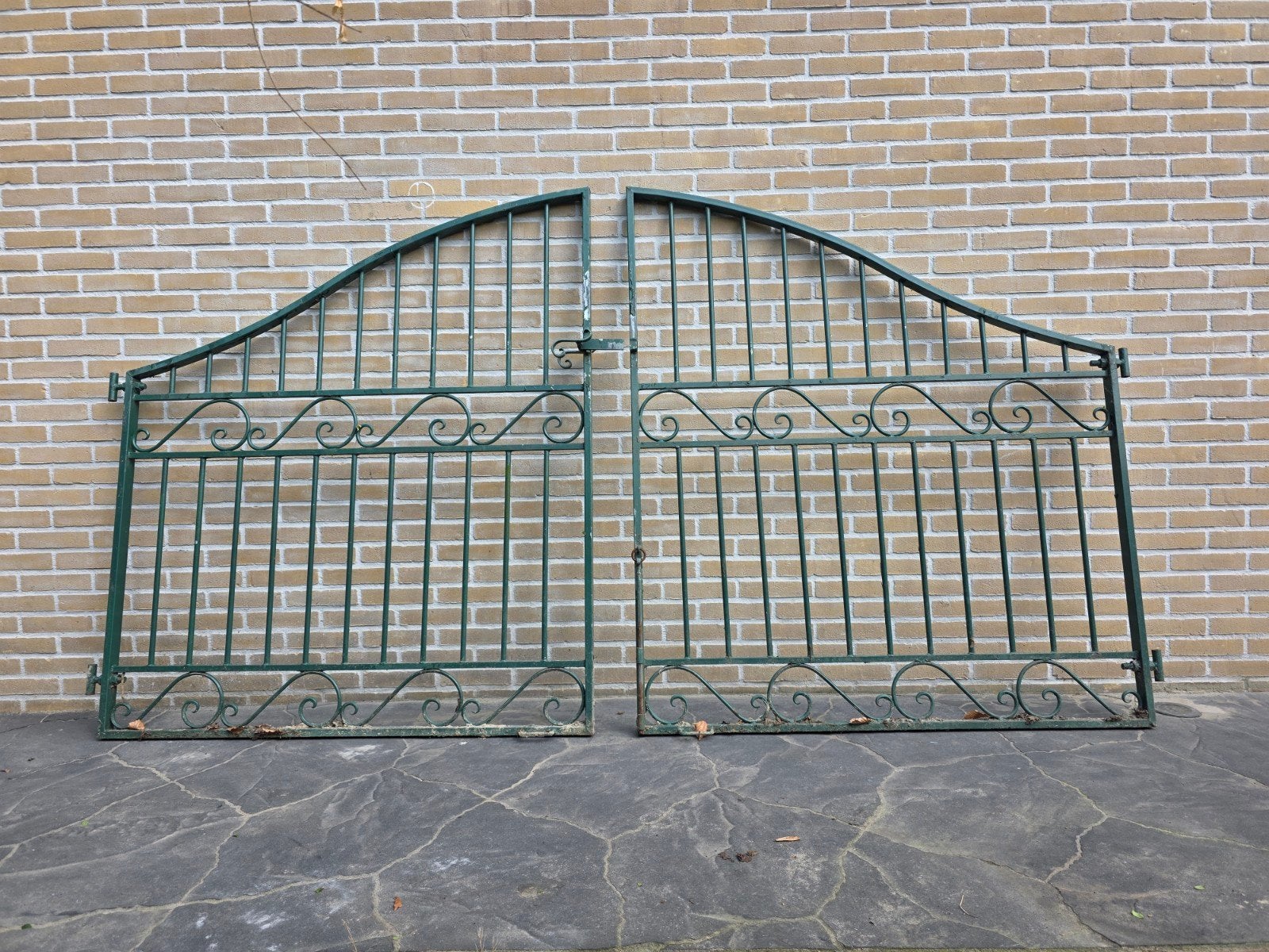 Sierhekwerk metaal Opritpoort - ca. 2,75m breed, Tuin en Terras, Tuinhekken en Hekwerk, Ophalen, Met poort, Gebruikt, Sierhekwerk