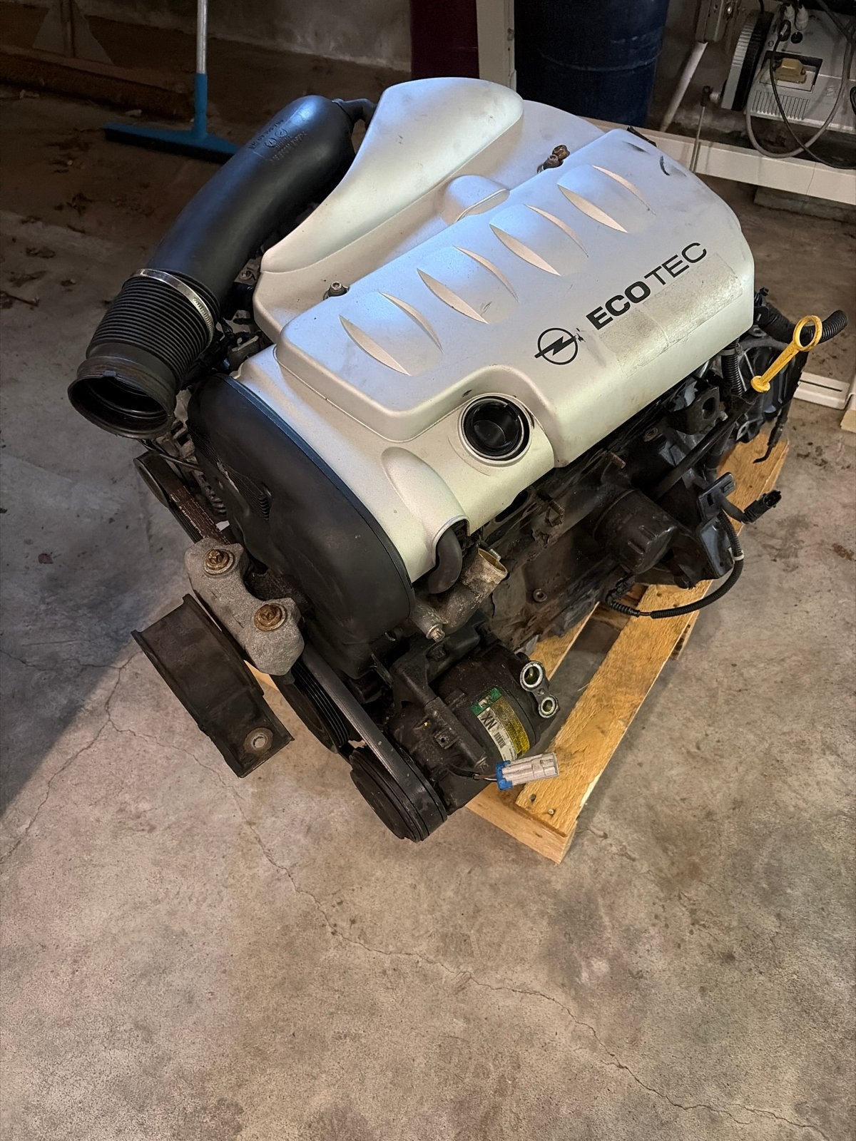 Opel Ecotec Motor 1.8 - met versnellingsbak en dynamo, Auto-onderdelen, Motor en Toebehoren, Ophalen, Gebruikt, Opel