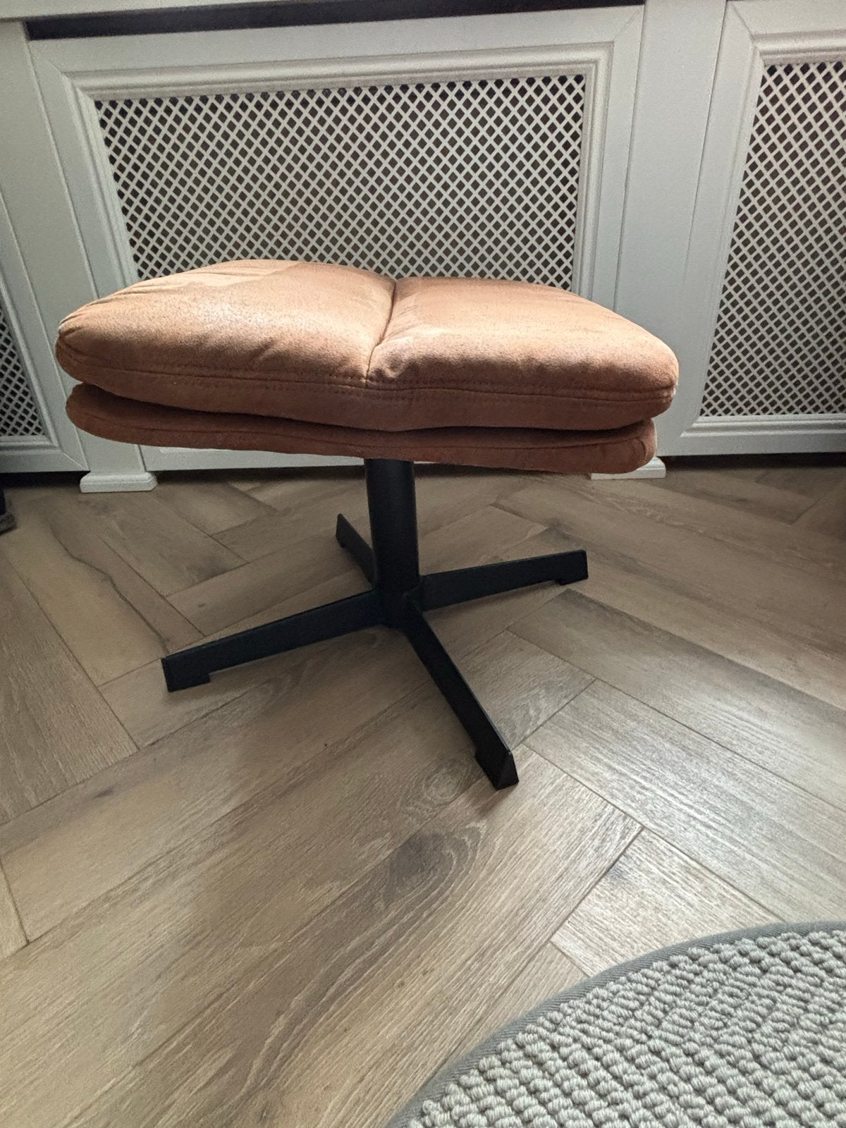 Cognac bruine hocker / voetenbankje. Lederlook, Ophalen, Minder dan 50 cm, Lederlook, Vierkant
