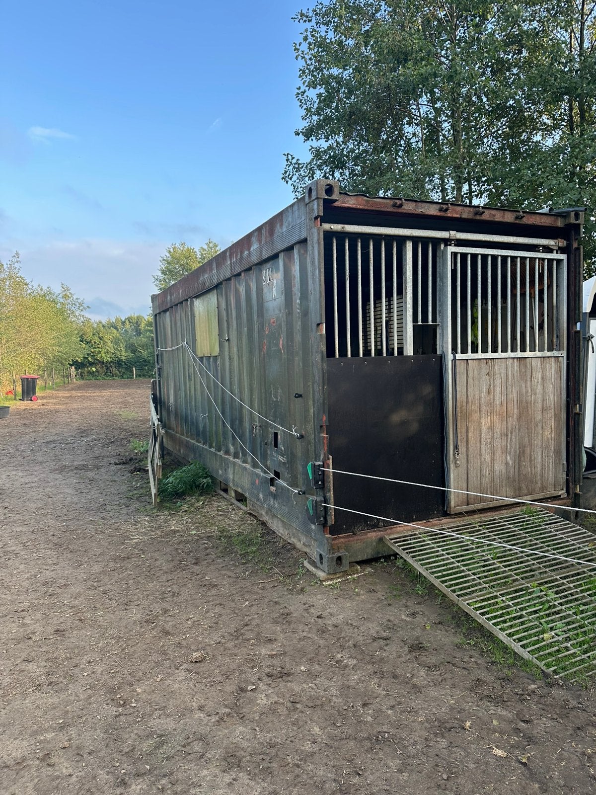 Pony / paarden stal container, Dieren en Toebehoren
