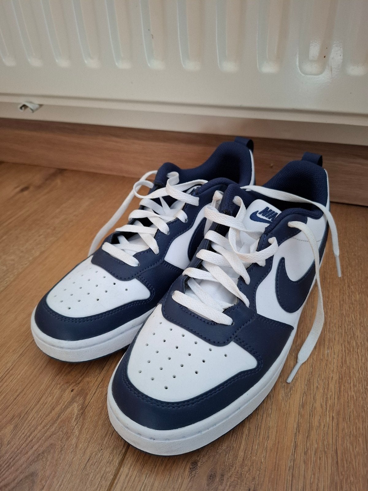 Nike Court Borough Low 2 Sneakers - Wit/Blauw Maat 39, Ophalen of Verzenden, Zo goed als nieuw, Wit