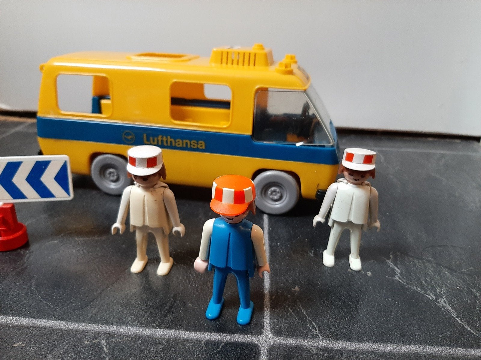 Playmobil lufthansa bus wagen, Ophalen of Verzenden