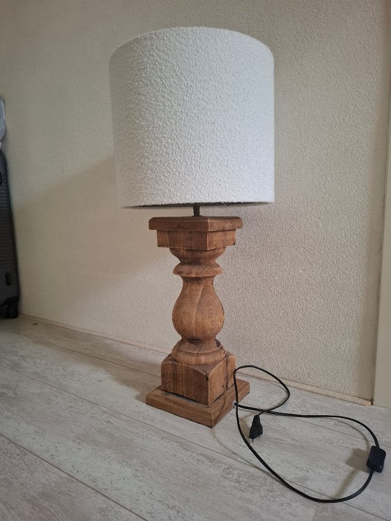 Houten lampvoet inclusief lampenkap., Ophalen, Gebruikt, Tafellamp, 35 cm