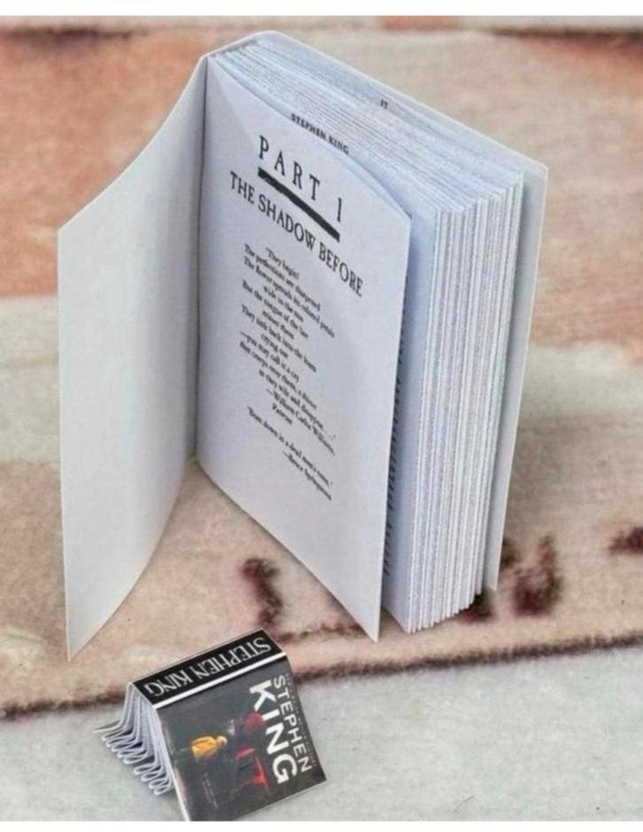 Mini boeken Poppenhuis Stephen King Boeken Schaal 1/12 1/6, Decoratie, Nieuw, Ophalen of Verzenden, H