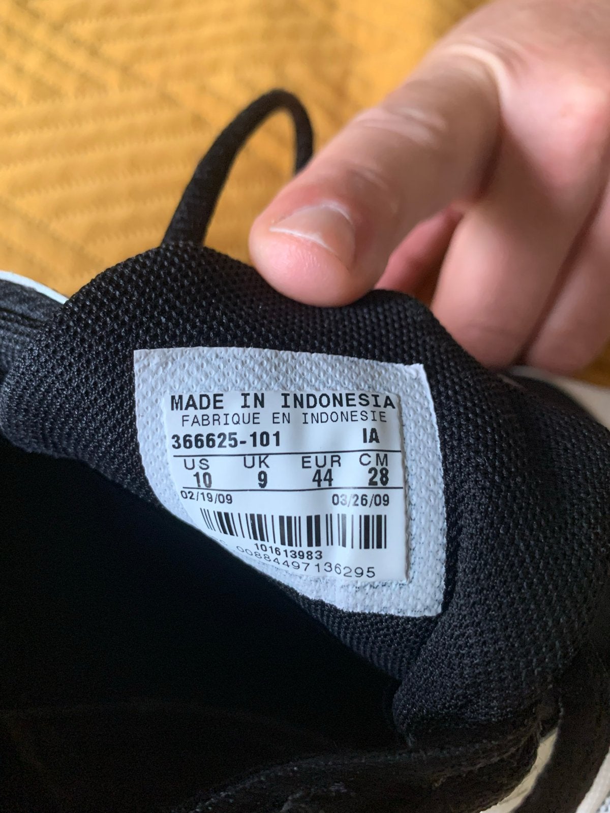 Nike zaalvoetbalschoenen - Maat 44, Ophalen of Verzenden, Gedragen, Zwart, Sportschoenen