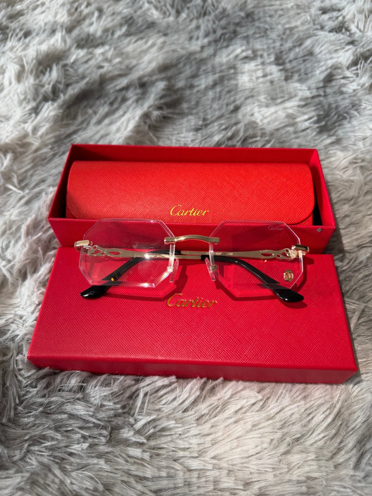 Cartier transparante zonnebril elegant, Sieraden, Tassen en Uiterlijk, Zonnebrillen en Brillen | Dames, Overige merken, Zonnebril