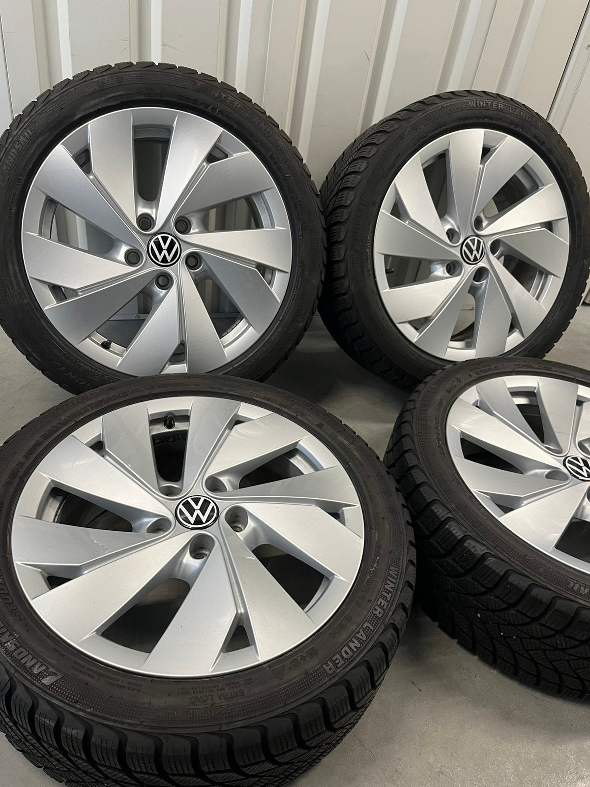 Volkswagen Belmont orgineel 205 50 17 winter 5x112, Auto-onderdelen, Ophalen, Gebruikt, Banden en Velgen, 17 inch