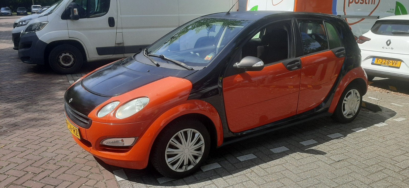 Smart ForFour 1.0 2006.  Apk TM 7-2027. Prijs Eur 749,-, Auto's, Voorwielaandrijving, Stof, Zwart, Origineel Nederlands