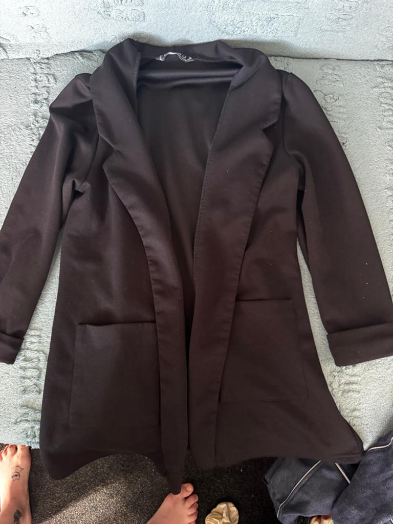 Diverse kleding en accessoires - Scherpenzeel, Kleding | Dames, Jasjes, Kostuums en Pakken, Gedragen, Jasje, Maat 38/40 (M), Zwart